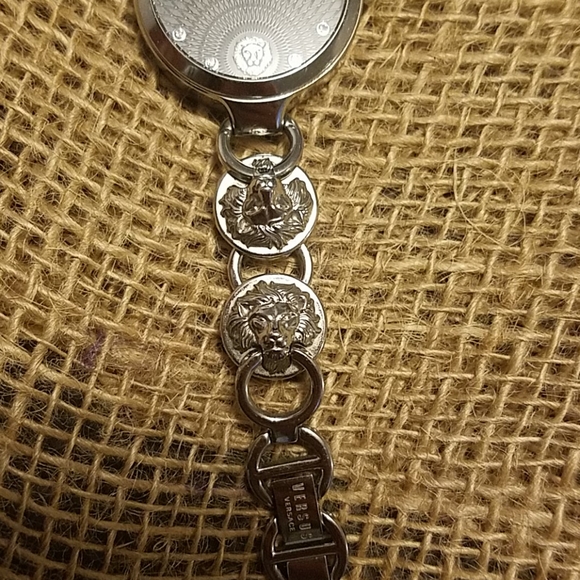 Designer Watch - Picture 5 of 11